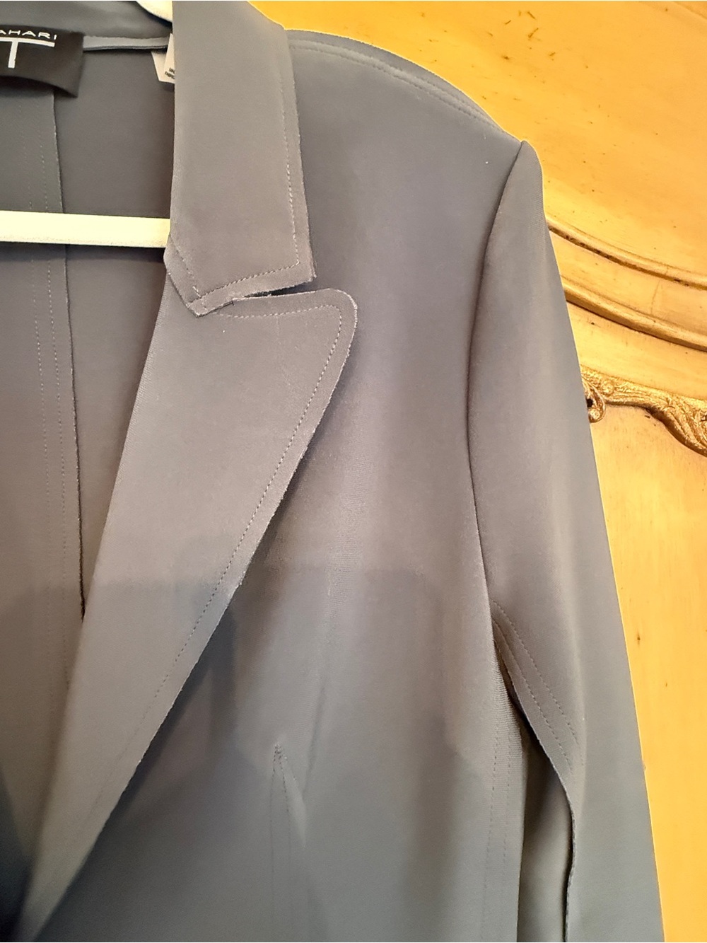 Tahari Charcoal Gray Women's Tailored Blazer - Picture 7 of 9